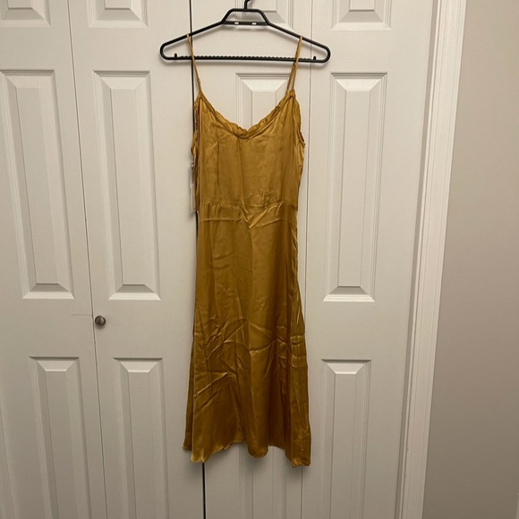 Aritzia Wilfred Mille Dress - Picture 2 of 6